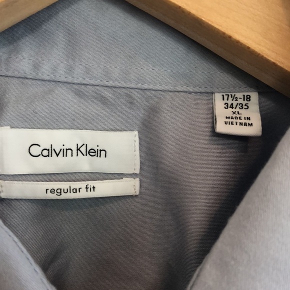 Calvin Klein button down long sleeve men’s XL blue 34-35 neck: 17.5-18 - Picture 2 of 5